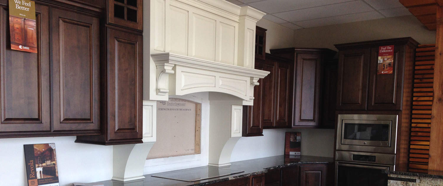 Epicurean Style Wooden Range Hood With Solid Hardwood Corbels and