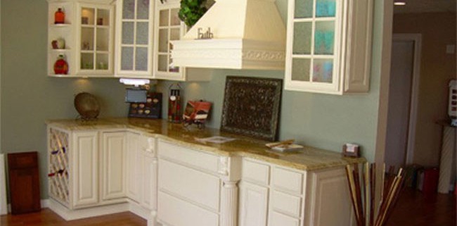 Painted Chimney hood Allesandro Kitchen